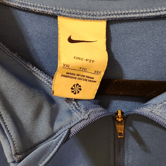 Nike Dri Fit Surf Shirt - Picture 4 of 4